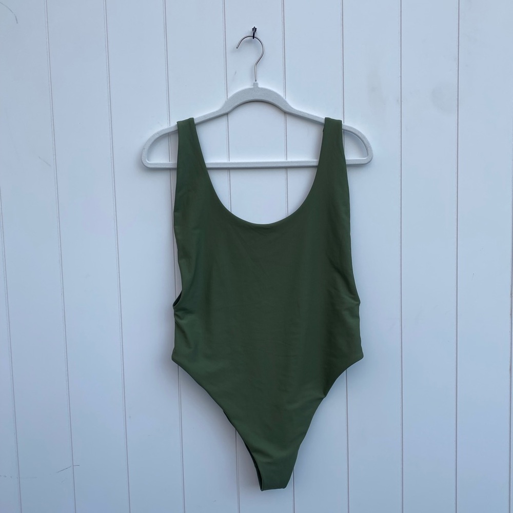 Aerie Super Scoop Cheeky One Piece Swimsuit in Green